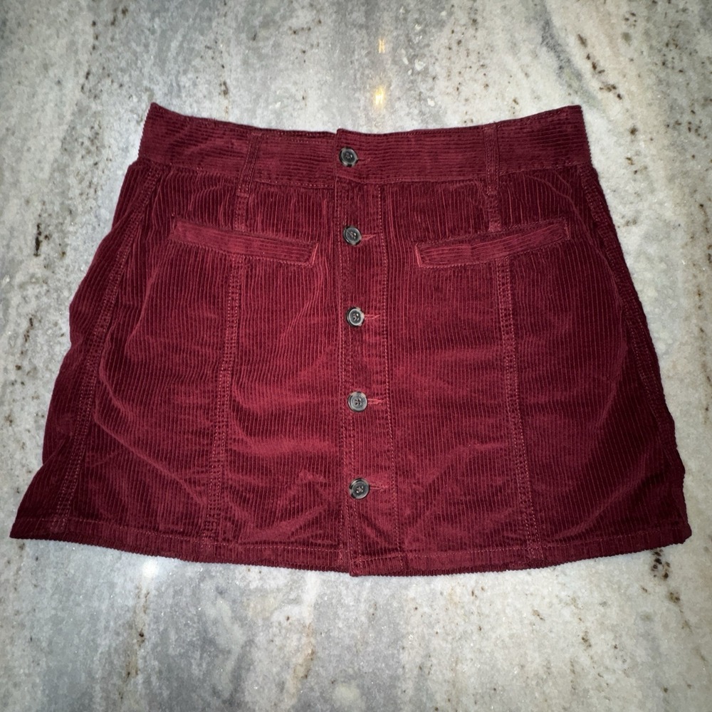 American Eagle Hi-Rise A Line Mini Skirt Corduroy Maroon Button Preppy 30" Sz 10